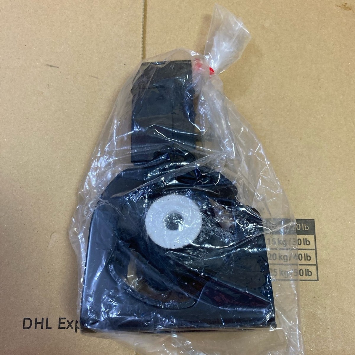 Toyota Genuine Noah Voxy Engine Mounting Front Insulator