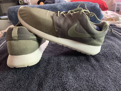 Nike Roshe Cool Grey Green White Sz 11 Mens