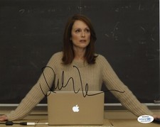 Julianne Moore Sexy Autographed Signed 8x10 Photo ACOA 2020-7