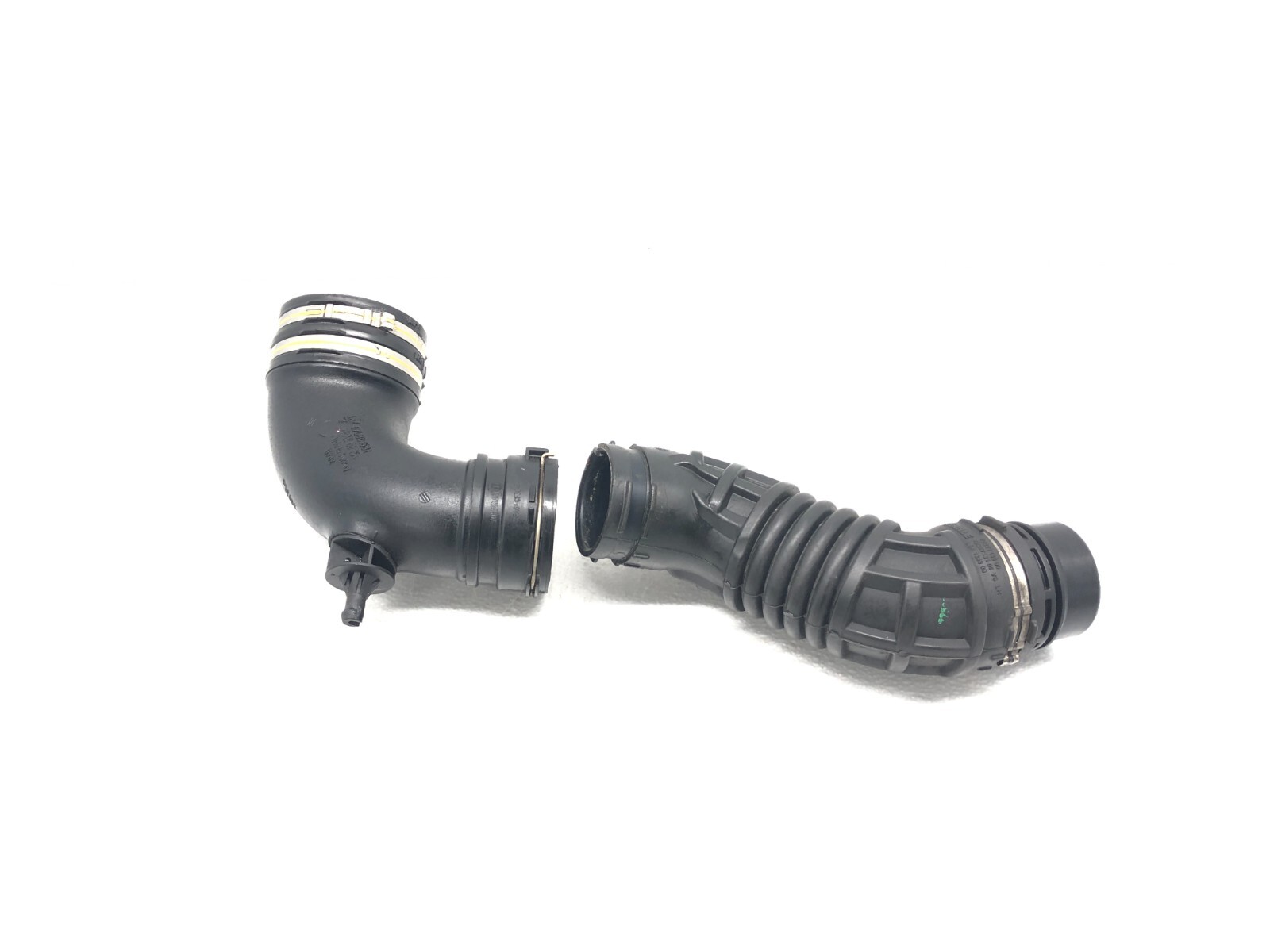 2017-2020 MASERATI LEVANTE LEFT DRIVER FRONT AIR CLEANER INTAKE TUBE PIPE OEM