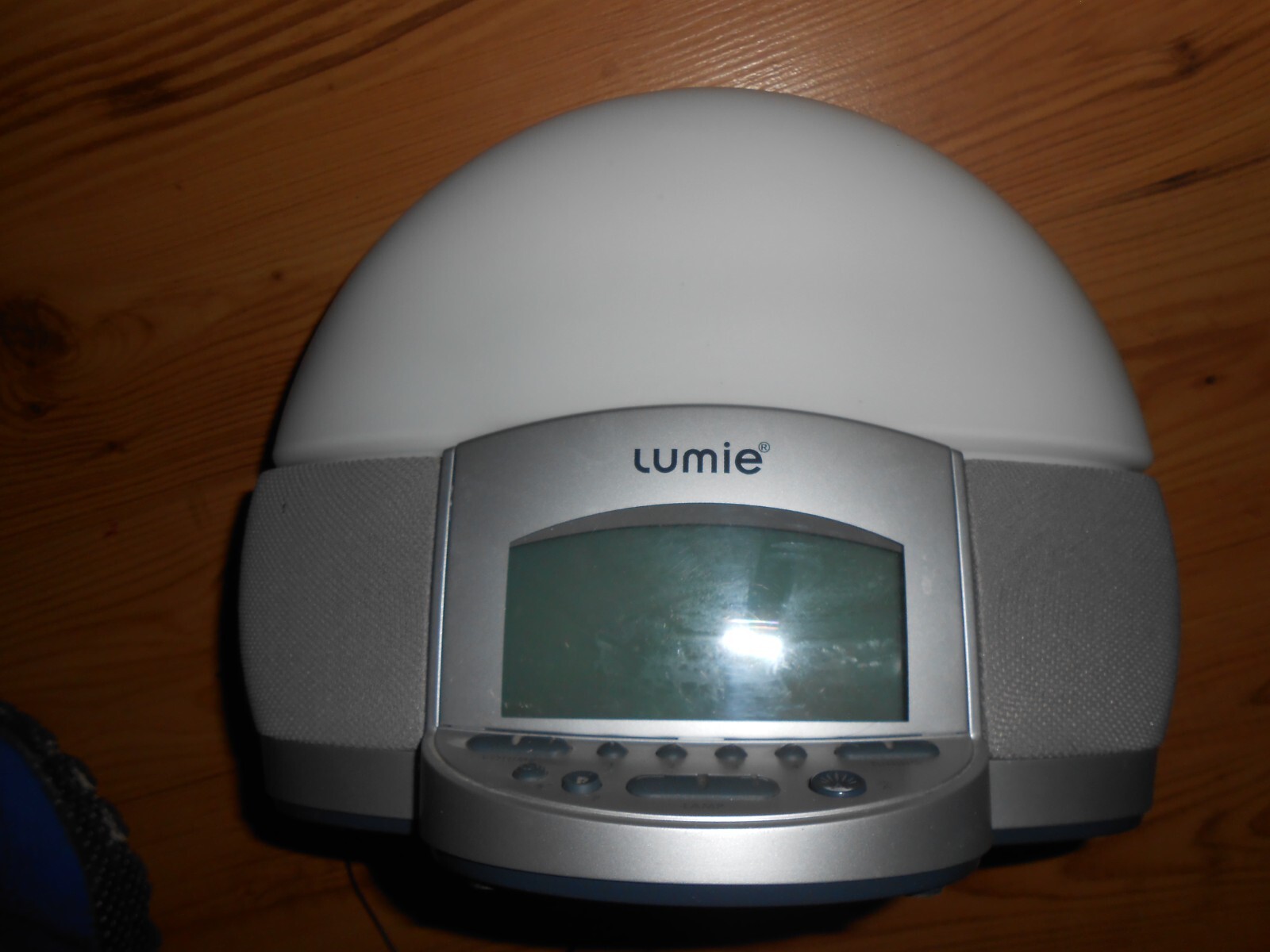 LUMIE BODYCLOCK ELITE 300 Wakeup Light Alarm Clock with Radio