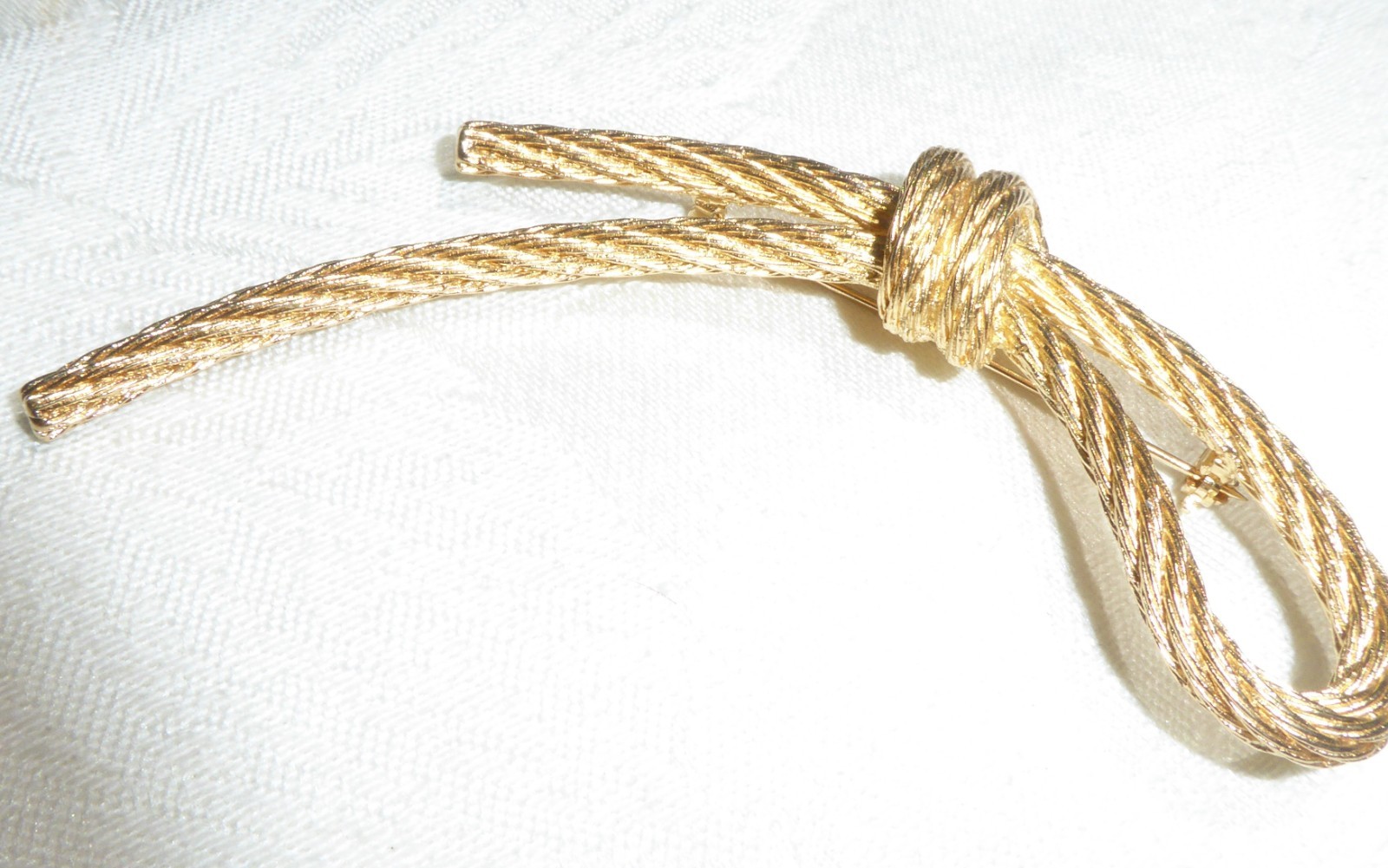 Vintage Christian Dior Brooch Twisted Rope Knot Loop Gold Plate Large Signed