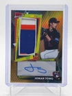 2026 Topps Finest Jonah Tong Gold (RAW)