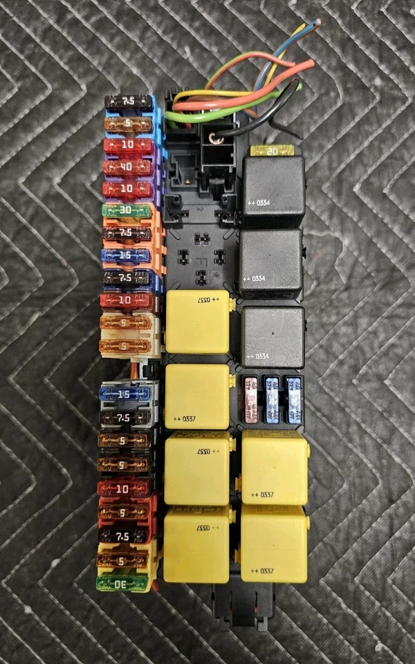 Módulo de control de caja de fusibles SAM genuino Mercedes-Benz SL500 SL55 AMG R230 2003-08 Foto 2 de 4