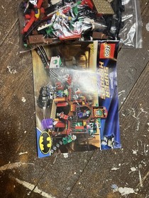 LEGO DC Comics Super Heroes: The Dynamic Duo Funhouse Escape - No Minifigs