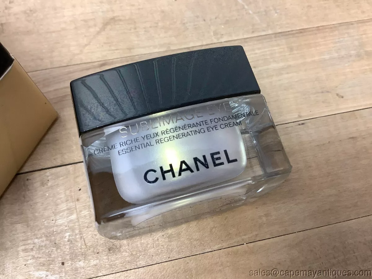 CHANEL Sublimage Eye Cream with Ultimate Regeneration Scent