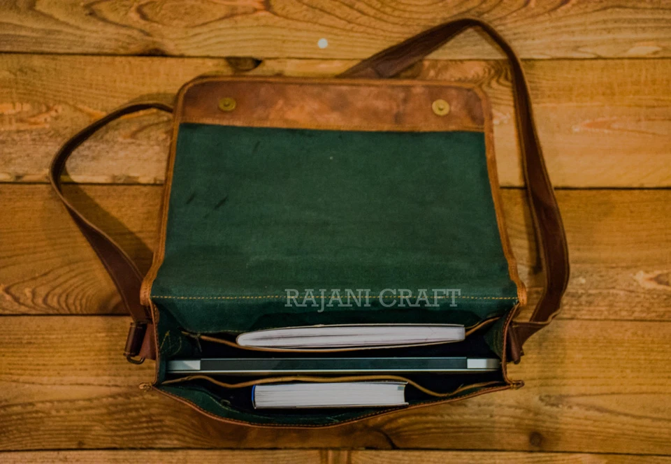 Borsa messenger vintage da uomo in vera pelle marrone. - Immagine 3 di 4