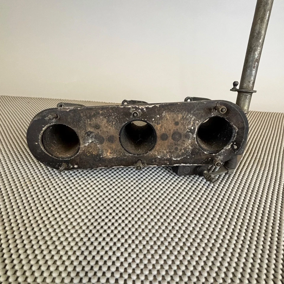 Porsche 911 S 1969 pila de admisión única con esparcidor de pernos Foto 4 de 4