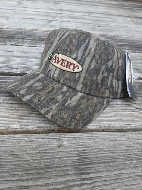 avery waterfowl clothing