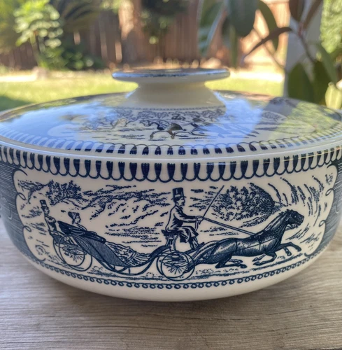 Vtg Royal Currie & Ives White & Blue Tureen Round Handled Casserole W/Lid