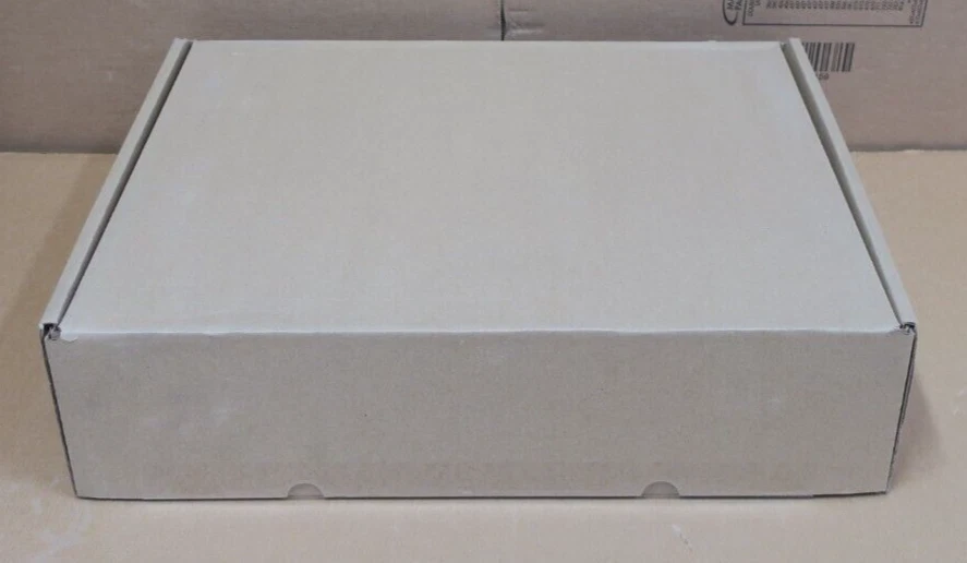 NEW EMC Brocade CR16-8 DCX Core Switch Blade 16x 16Gb FC SFP+ Port 105-000-212 - Image 2 of 4