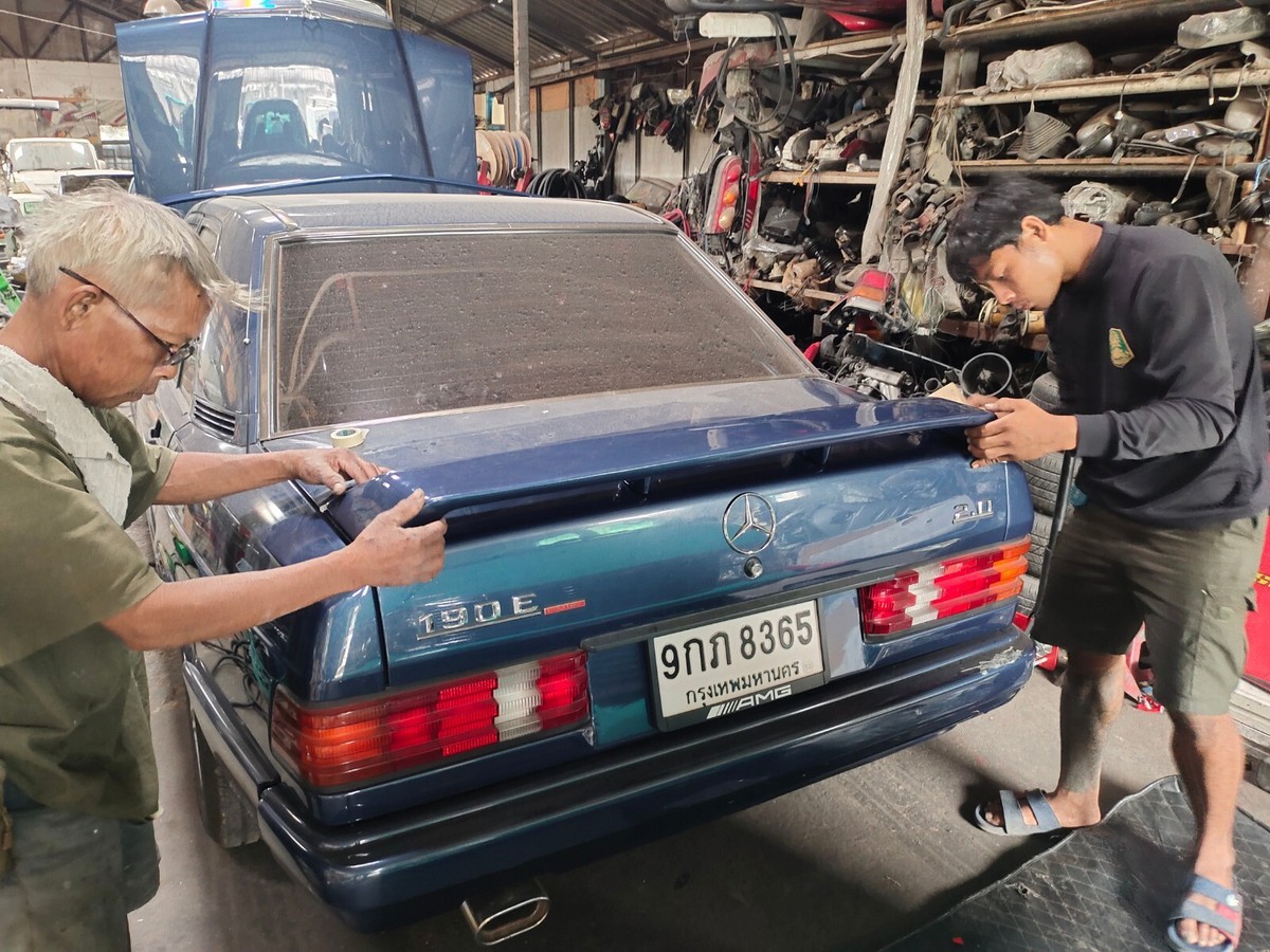back spoiler 190E 2.3-16 | eBay