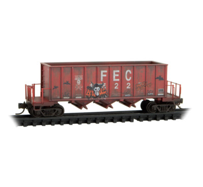 FEC 43' Rapid Discharge Hopper Weathered Graffiti  MTL# 125 44 021 N SCALE