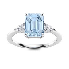 9x7MM Radiant Cut Aquamarine Gemstone 925 Sterling Silver Three Stone Women Ring
