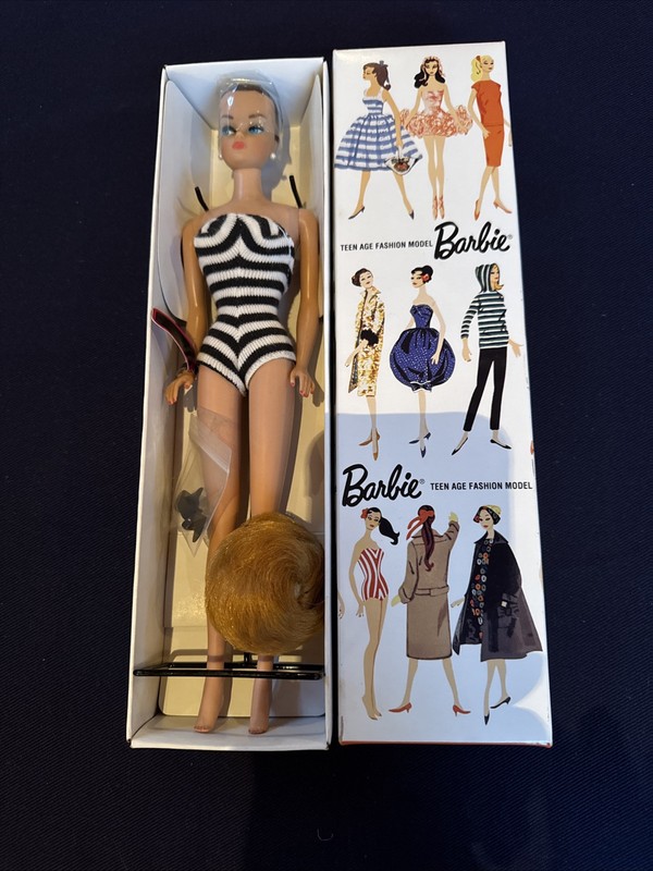 NRFB REPRODUCTION 1959 Blonde Barbie With Wig #850. Special Edition!  Rare!