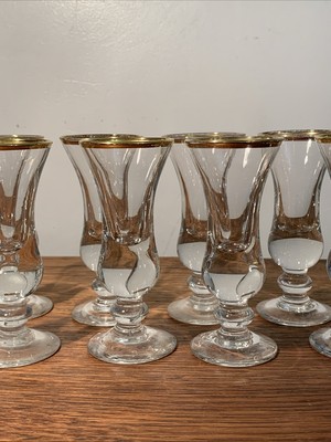 8 Vintage handgefertigte Schoner Schnapsgläser mit Goldrand 10 cm hoch