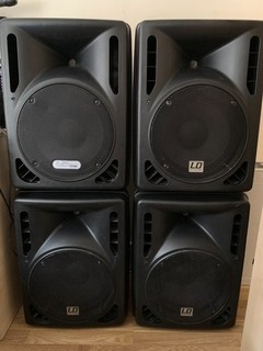 x 4 LD systems loud passive speakers 200 watts each included stands & cables.