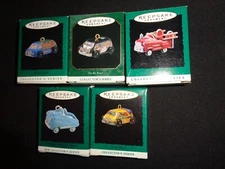 KEEPSAKE HALLMARK MINATURE VEHICLES  ORNAMENTS LOT 5 ASSORTED CHRISTMAS ORNAMENT