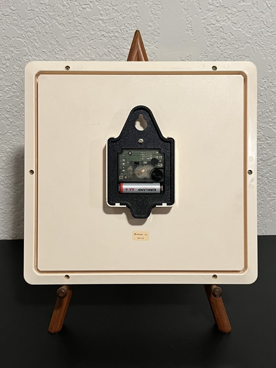 CHAMBRE PUBLIC CLOCK 時計 unico VTG 11”x11” Citizen Wall Clock , Brass Frame, White Face