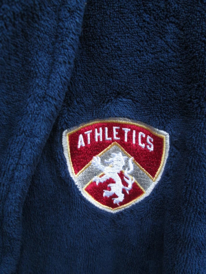 ❤ CHEROKEE Bata de felpa polar para niños M 8 10 azul marino emblema de atletismo bolsillos cinturón Foto 4 de 4