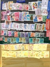 Lot 90 Timbres Italie oblitéré années diverse sans double beau cachet Ref Ita5