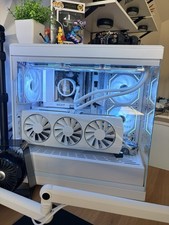 Custom snow pc, 9800x3d, 9070xt, 32gb trident...