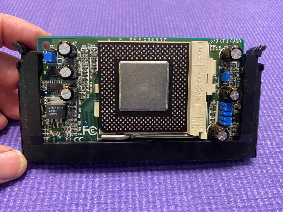 NEW SLOCKET Slot 1 to 370 adapter with the famous Celeron 300A (32k L1 128k L2) - Image 2 of 4