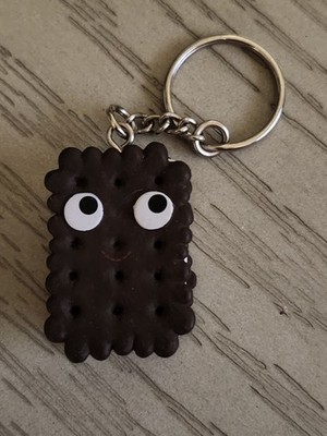 Yummy World Keychain - Sandy Ice Cream Sandwich by Kidrobot