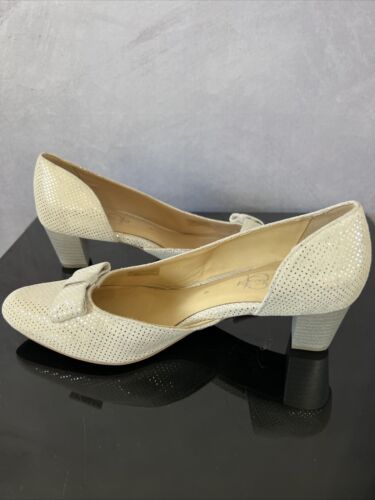 ARA Shoes Grey Silver Court Heel Party Cocktail Special Occasion Size UK 4 - Picture 1 of 12