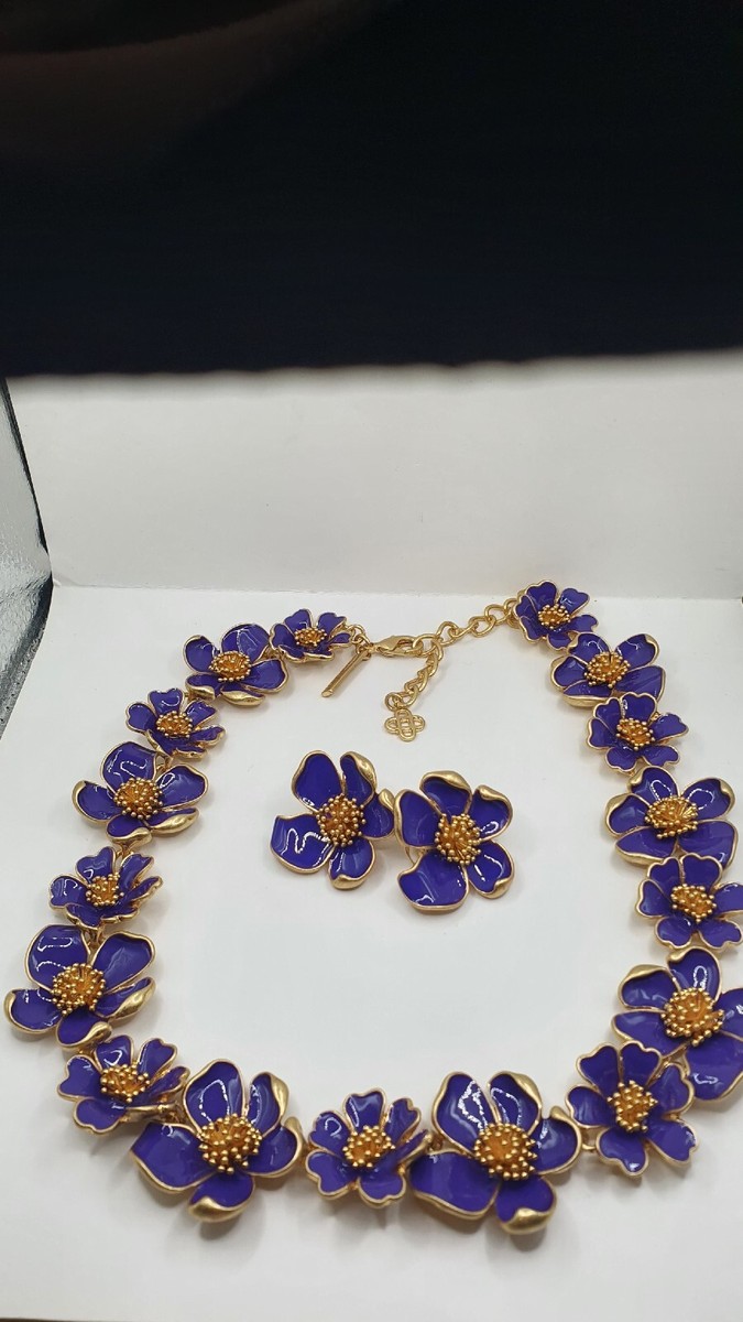 Collier Ras Du Cou Oscar De La Renta - Fleurs Dorées émaillées Bleu Clair, Neuf Sans Boîte