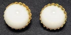 VINTAGE STUNNING GOLD TONE MILK COLOR GLASS CLIP ON EARRINGS