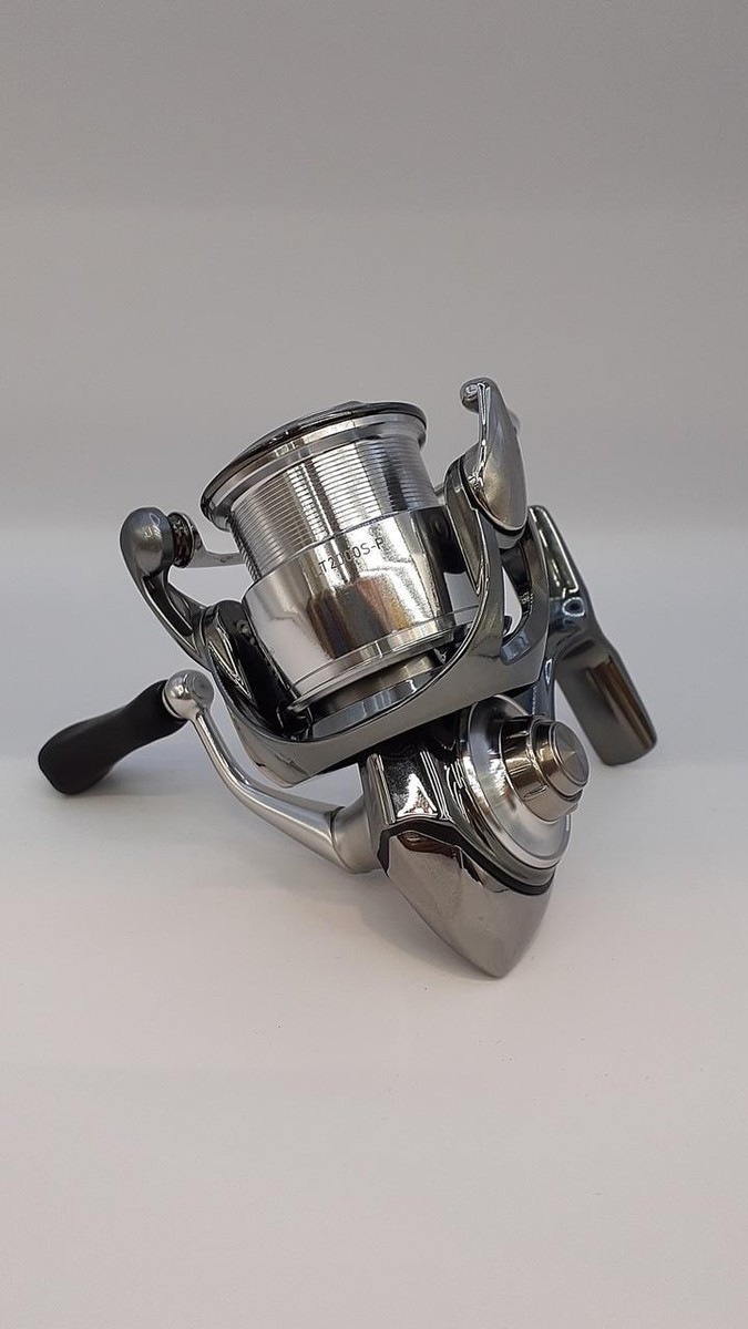 リール 22EXIST 2000s-p IOS FACTORY 2025 Daiwa 22 EXIST LT 2000S-P Spinning Reel Shipping from JAPAN
