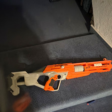 NERF AccuStrike Alphahawk Dart Blaster Spielz...
