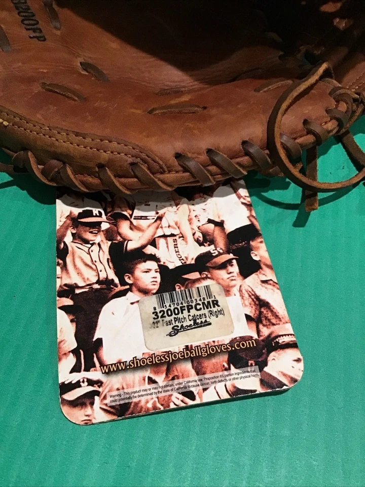 New Shoeless Jane Women’s 32" Softball Catchers Mitt Glove RH Thrower (Joe) - Image 3 of 4