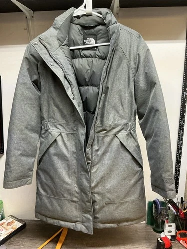 The North Face Arctic Parka Jacket Women’s Small Gray