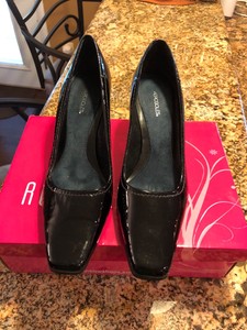 aerosoles patent leather pumps