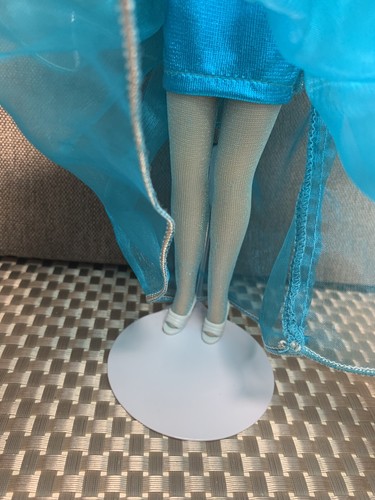 1990’s Talking Dentist Barbie Doll Platinum Hair Complete Dress Set Works! - Picture 5 of 12