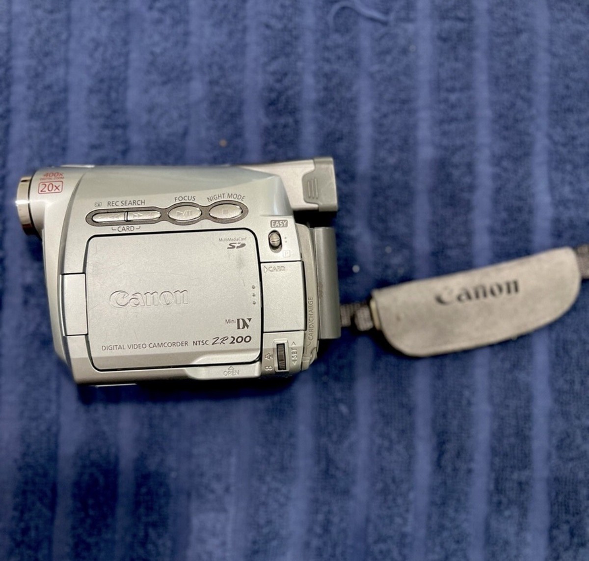 Vintage Canon ZR200 DC 7.4V Digital Camcorder Video Camera