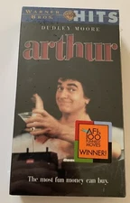 DUDLEY MOORE - LIZA MINELLI - ARTHUR - 1997 WARNER HOME VIDEO - VHS TAPE SEALED