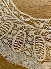 Antique textile lot including one Lace collar and one lace bowl cover — photo 3