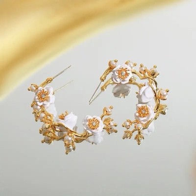 Les Nereides White Rose Vine pearl Enamel Flower 14K Gold Plated Hoop Earrings