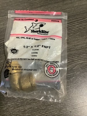Sharkbite 90 Degree Elbow 1/2 '' X 1/2 '' NOS Open Packaging.