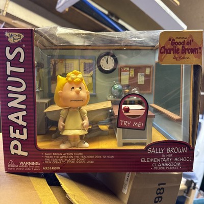VTG 2002 Peanuts Memory Lane Sally Brown Figurine Elementary Classroom NOS