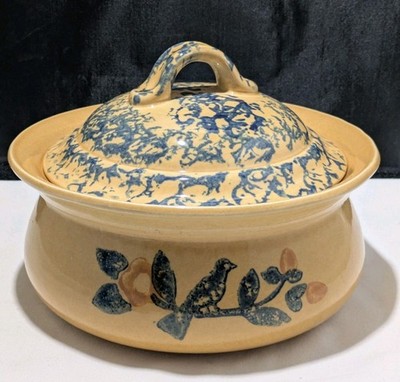 Pfaltzgraff America 2 1980's Vintage 2-Qt Covered Casserole American Folk Art EC