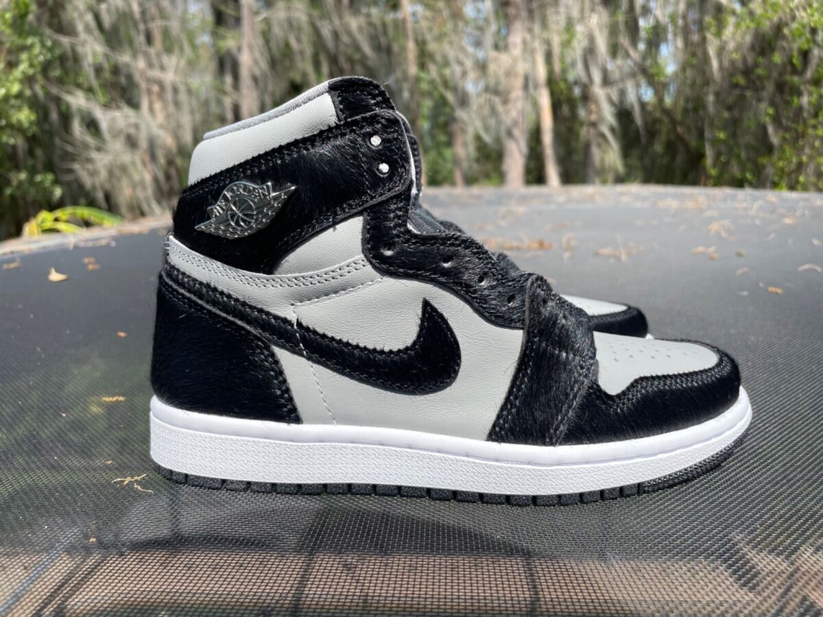 New Jordan 1 High Twist 2.0 Medium Grey (W) Size 5.5 (DZ2523 New Jordan 1 High Twist 2.0 Medium Grey (W) Size 5.5 (DZ2523