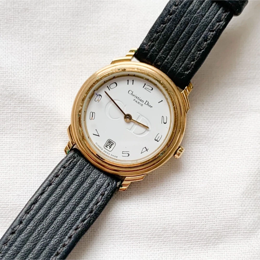 Montre bracelet pour femme Christian Dior 48,122,2 QZ cadran blanc ceinture noire