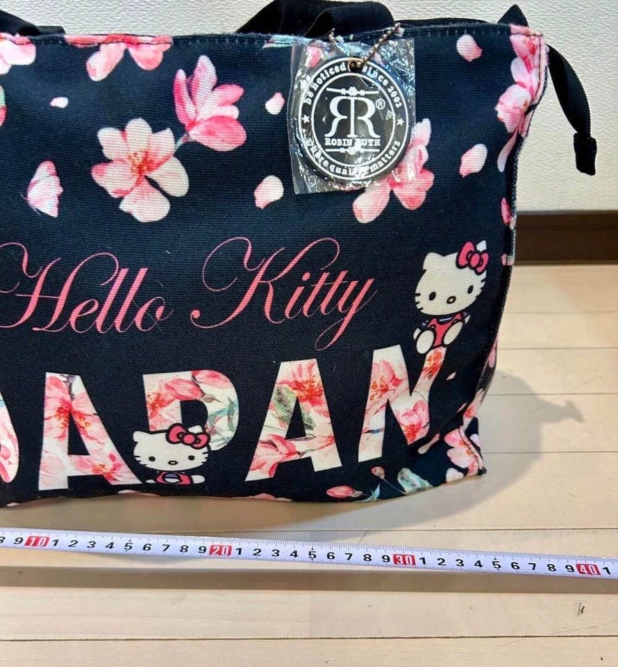 Hello kitty × Robin Ruth collaboration Kawaii Black Tote bag large Unused - Image 4 of 4