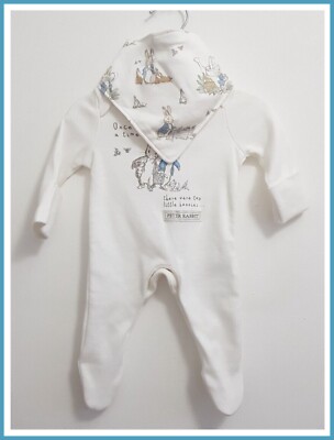 Baby Unisex Peter Rabbit Figur Schlafanzug & Lätzchen 2-teiliges Set Tiny Baby NEU