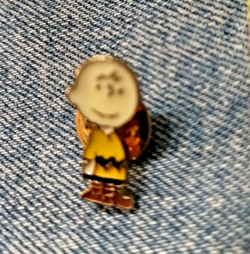 Vintage Charlie Brown Enamel Lapel Pin Brooch - Fast Shipping  