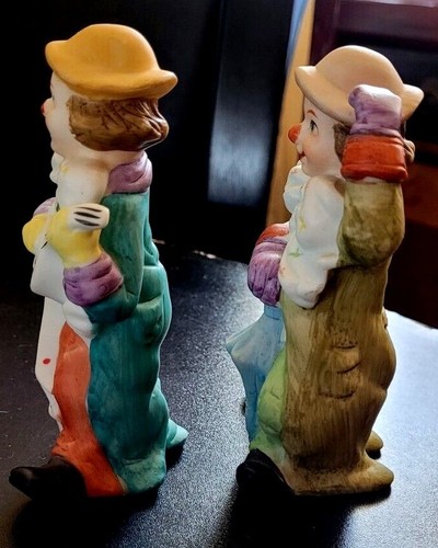 Par de estatuillas de payaso de porcelana de 5,5" de colección UCGC; paraguas/guitarra/mandolina - Imagen 10 de 12